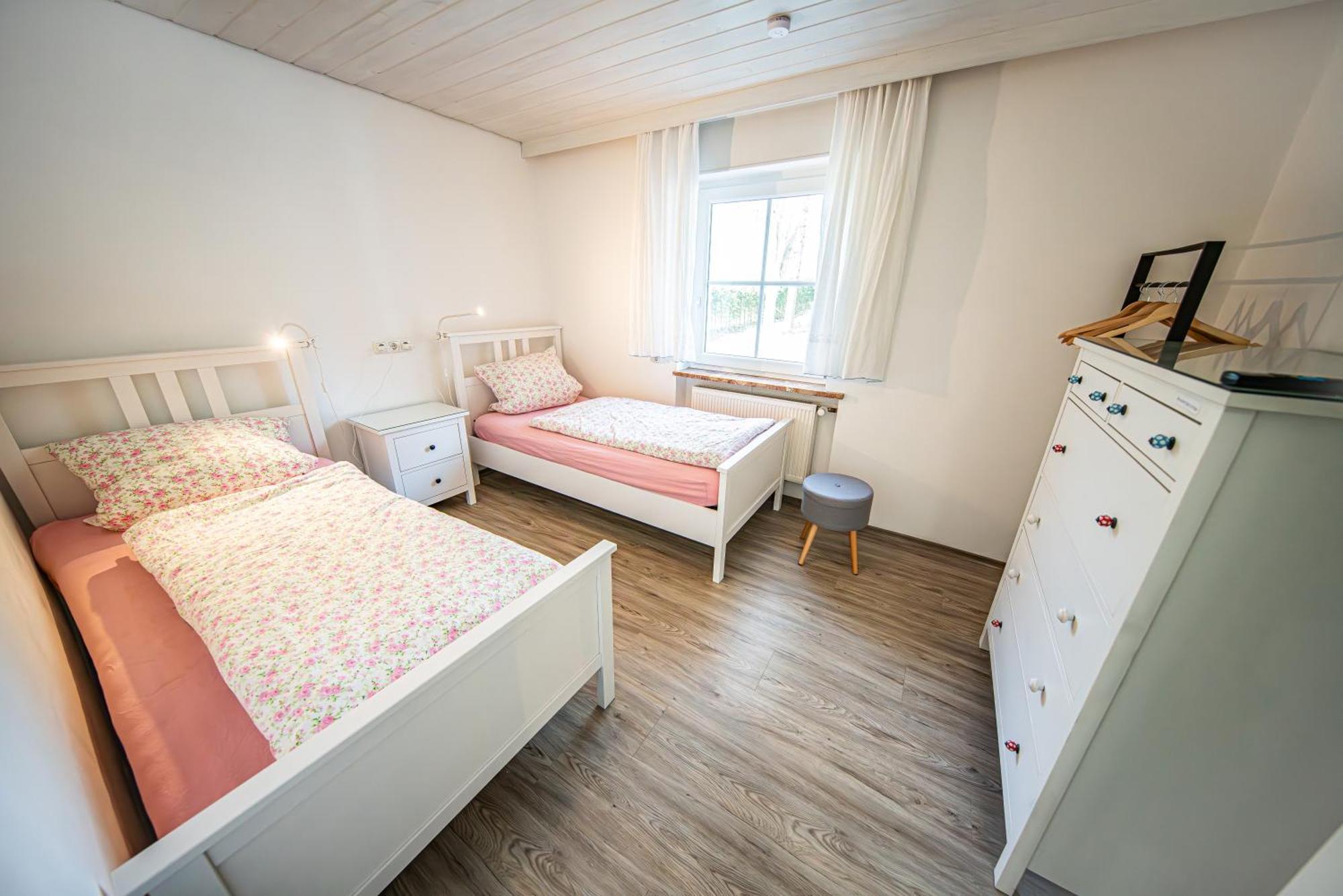 Schoene Ferienwohnung Vor Den Toren Pullman Citys Aicha vorm Wald Exterior foto